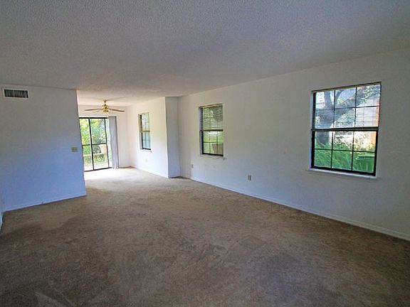 2nd image of 2403 1st Ave APT A