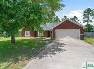 235 Slayton Cir, Hinesville, GA 31313