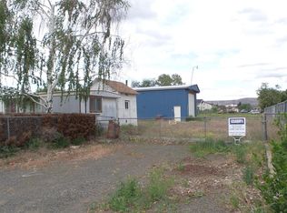 1201 Iler Ln, Yakima, WA 98901