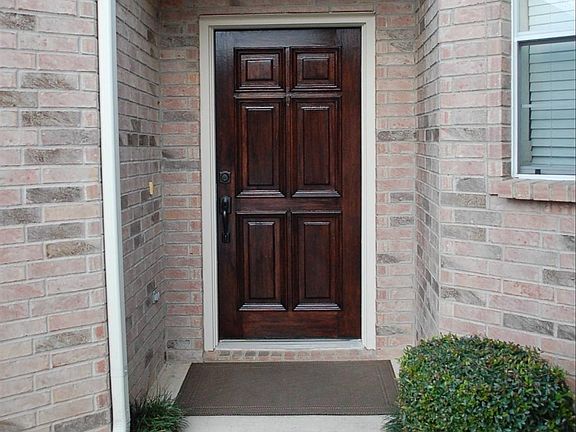 4th image of 410 Hideaway Ct