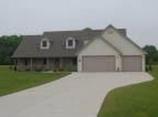 7036 Wingate Cir, West Bend, WI 53090