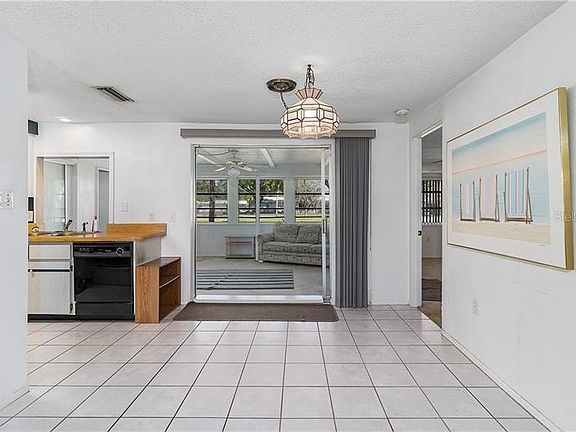 3rd image of 501 Circlewood Dr #O-5