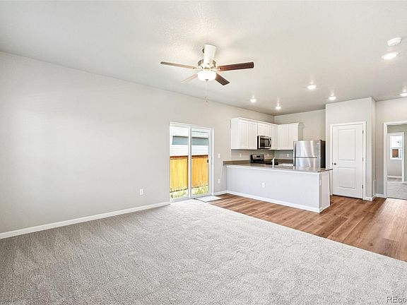 4th image of 2992 Oxley Street