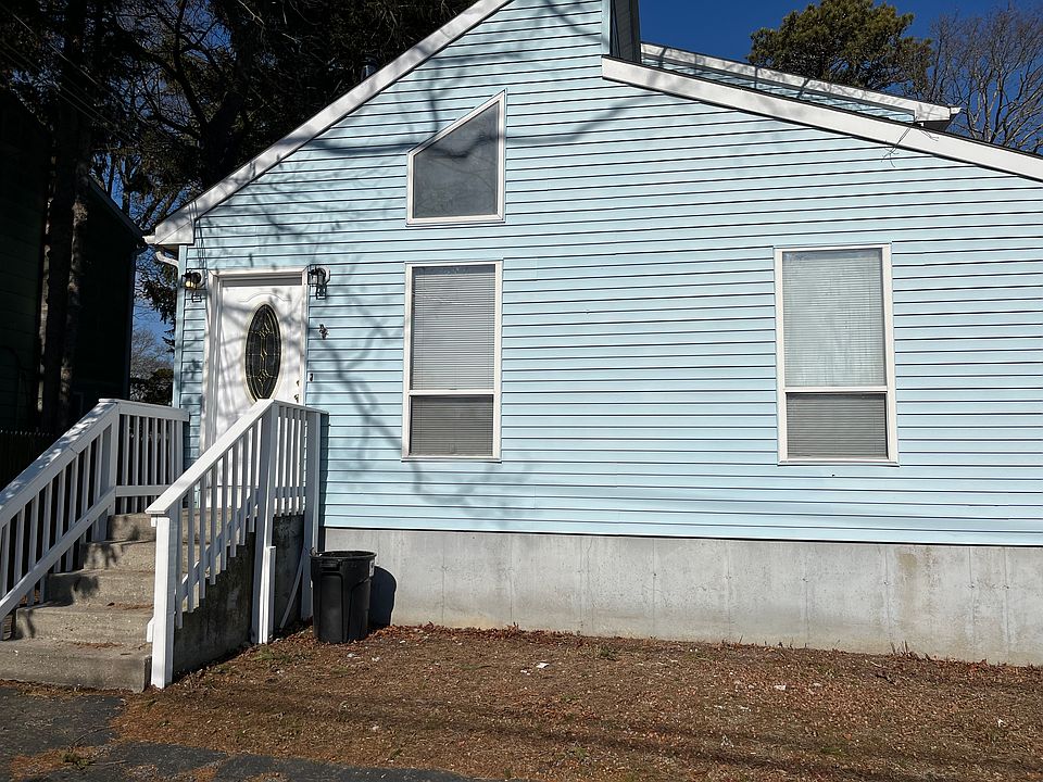 1st image of 51 Sherwood Dr