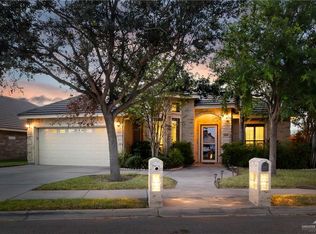 2609 Live Oak St, Mission, TX 78574