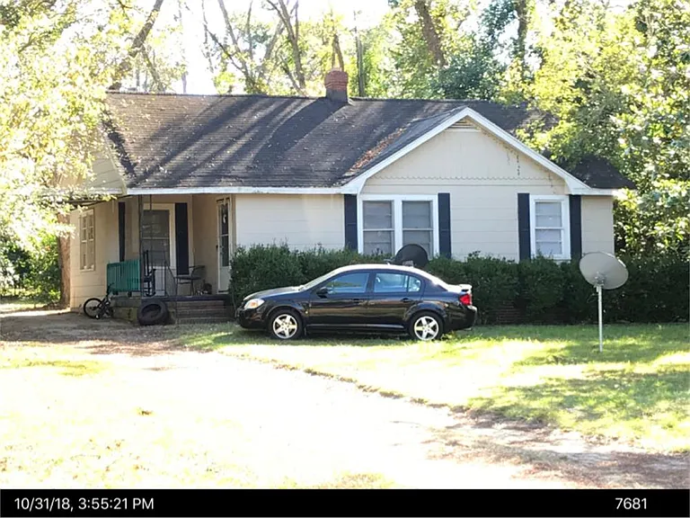 506 E 3rd Ave — Photo 1