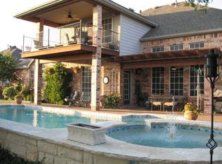 8001 Cripple Creek Dr, Fort Worth, TX 76179