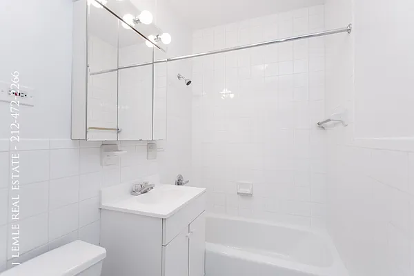 Rented by J. Lemle Real Estate | media 5