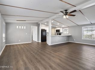 8145 MAPLE Street, Jacksonville, FL 32244