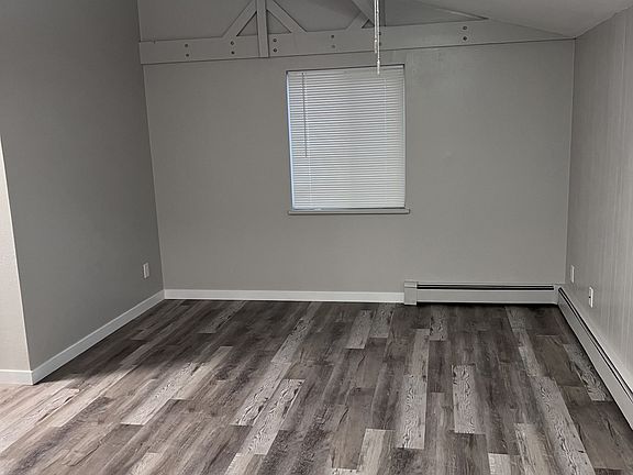3rd image of 2115 4th Ave #B