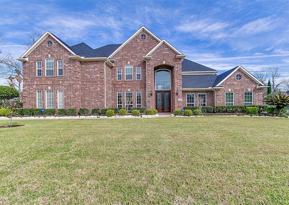 1st image of 2114 S Shadow Grove Ln