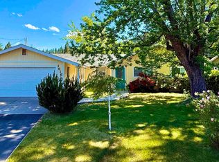 1516 Frederick St, Mount Shasta, CA 96067