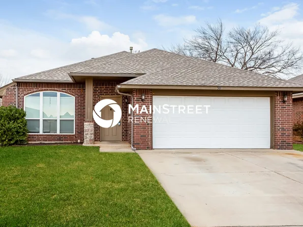 305 Tecumseh Meadows Dr, Norman, OK 73069