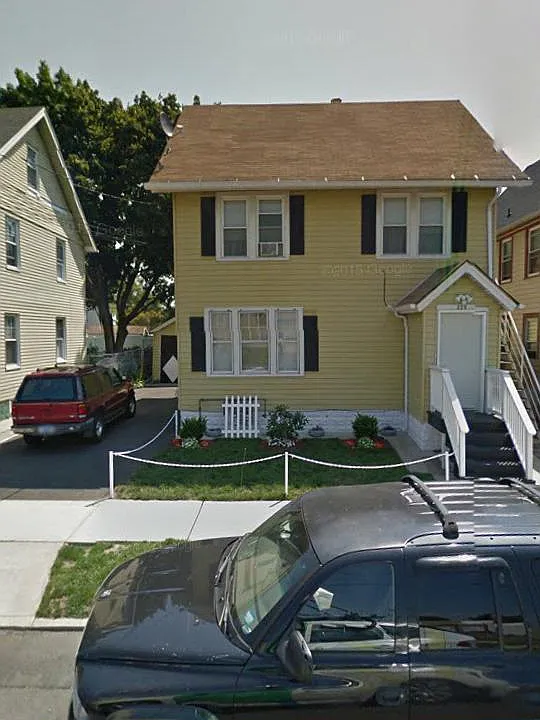 229 Butler St #2