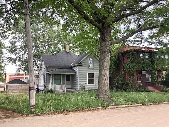 3rd image of 1522 12th Ave