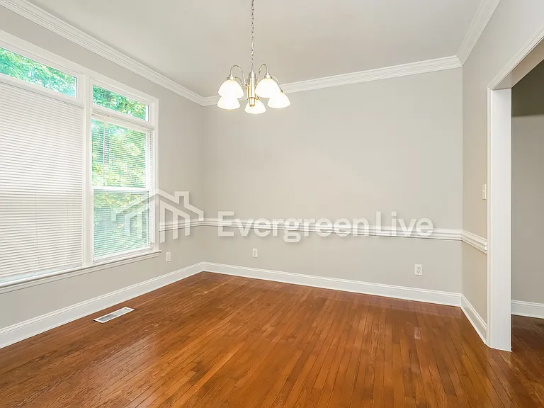 6513 Cardinal Forest Ct — Photo 6