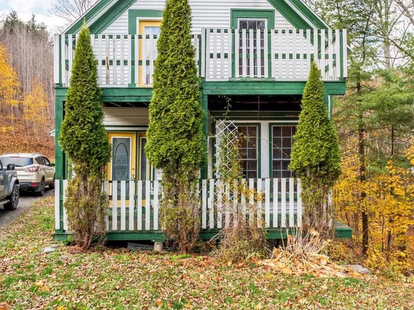 6953 Sissiboo Rd, Bear River, NS B0S 1B0