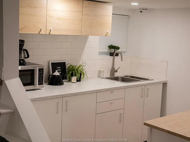 758 Pierre Ave #3 — Photo 4