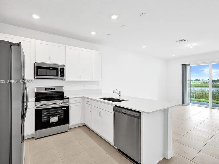3766 Harborside Ave — Photo 2