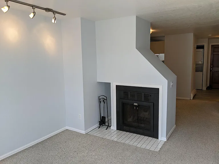 2201 Pearl St #108 — Photo 10