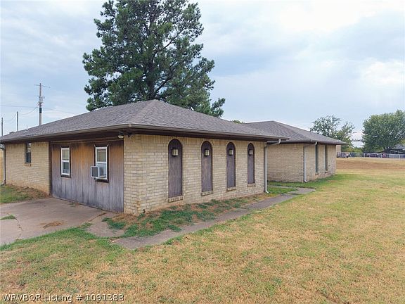 3rd image of 476434 E 1090th Rd