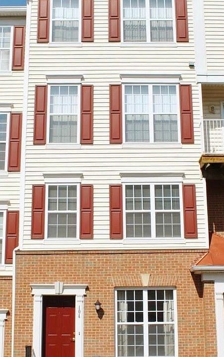 1st image of 2480 Angeline Dr APT 104