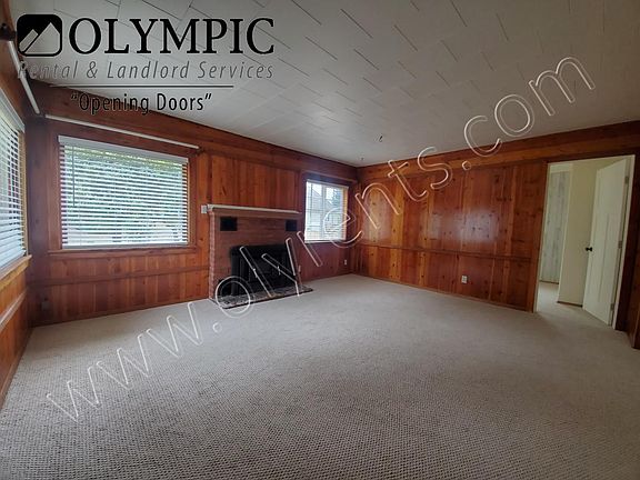 3rd image of 4530 15th Ave NE