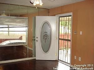4th image of 727 Cavalier Ave