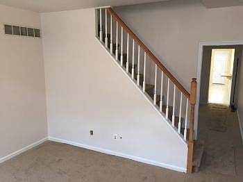 2nd image of 650 Astor St
