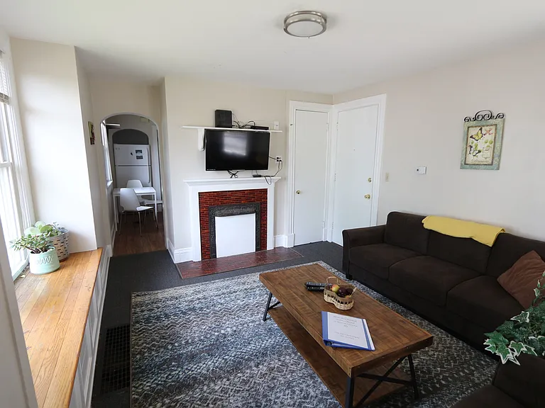 11 West St - 1 — Photo 3