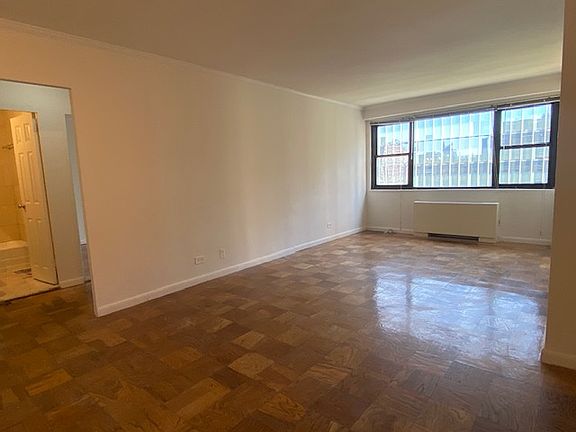 3rd image of 300 W 55th St APT 20F