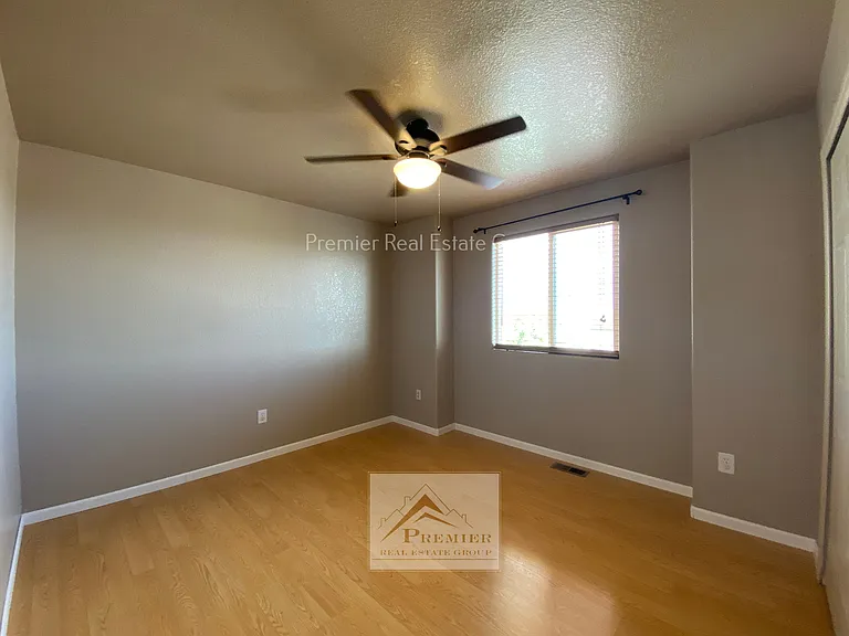 865 Winebrook Way — Photo 8