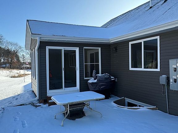 2nd image of 1230 Caden Ct