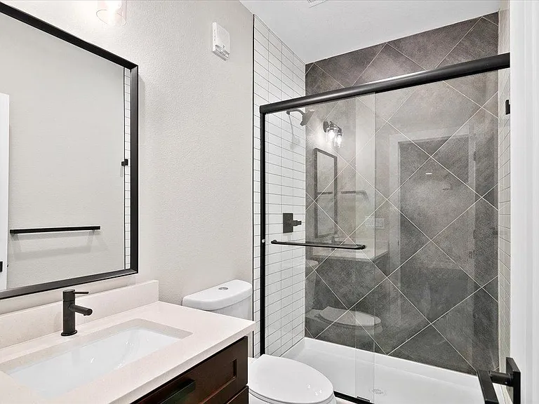 1327 Jersey St #6 — Photo 13