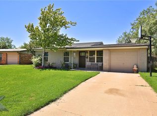 1018 Westview Dr, Abilene, TX 79603