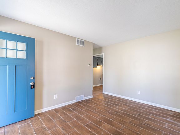 4th image of 8119 Ashbrook Dr