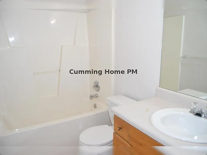 9014 Shorewood Ln — Photo 5