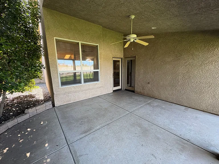 1422 E Mesa Ct — Photo 25