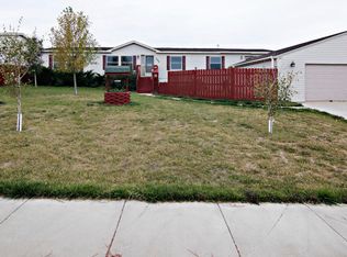 1305 Plumcreek Ave, Gillette, WY 82716