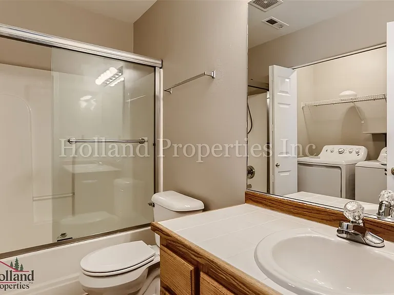 3133 NE 13th Pl — Photo 20