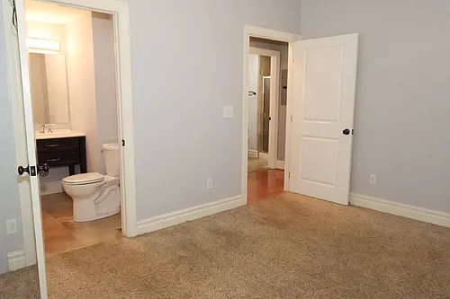 757 Syracuse Ave — Photo 21