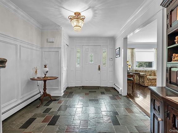 3rd image of 79 Bieselin Road