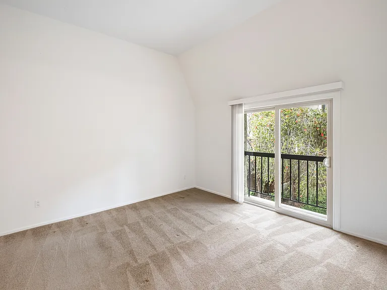11260 Overland Ave #23G — Photo 13