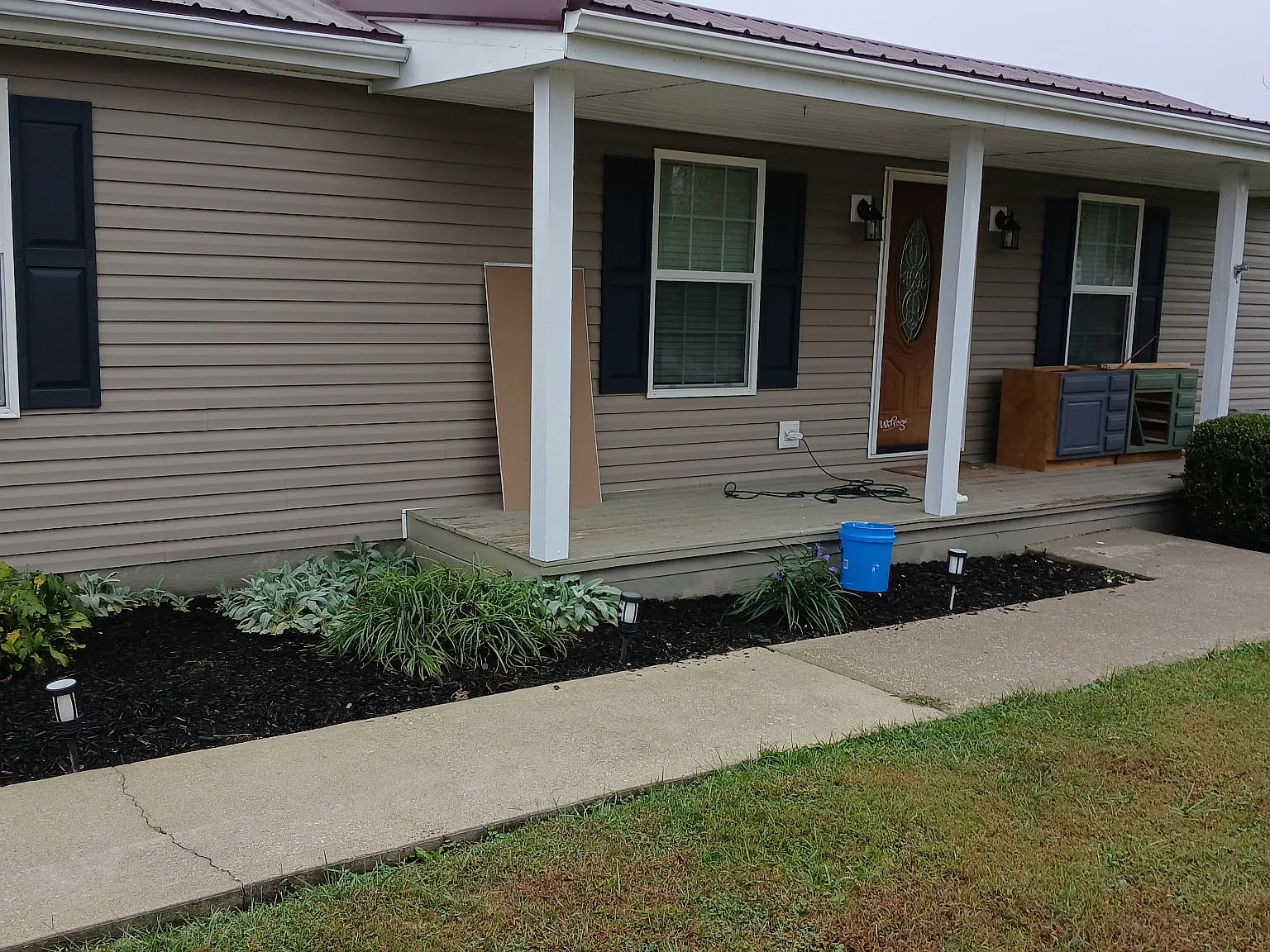 3 bed, 1800 sqft, $1,450 — Photo 1