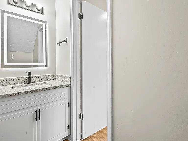 3092 Spruce Cir — Photo 12