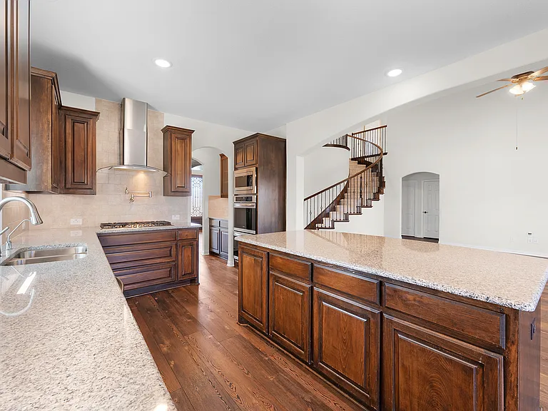 1209 Rogers Pkwy — Photo 12