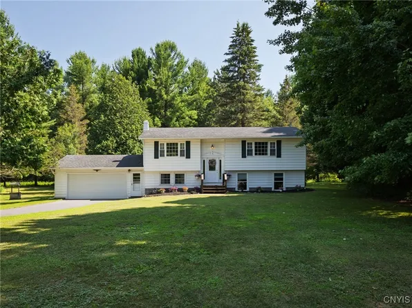 14496 Military Rd, Sackets Harbor, NY 13685