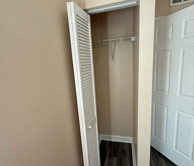 1143 Highland St N #2 — Photo 6