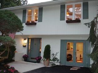 1104 Roberta Ct #101, McLean, VA 22101