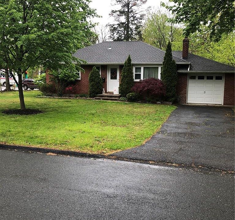 1st image of 52 Medway Ave